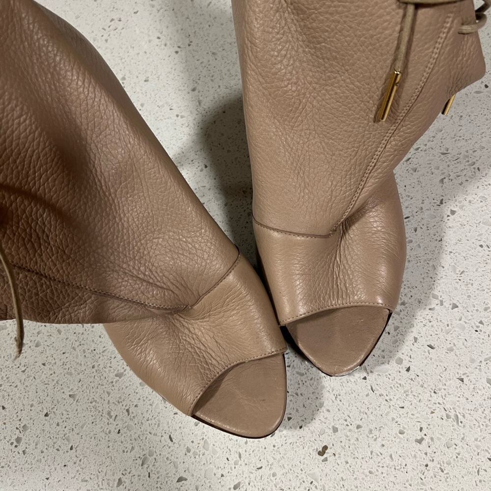 Burberry Taupe Leather Heeled Boots